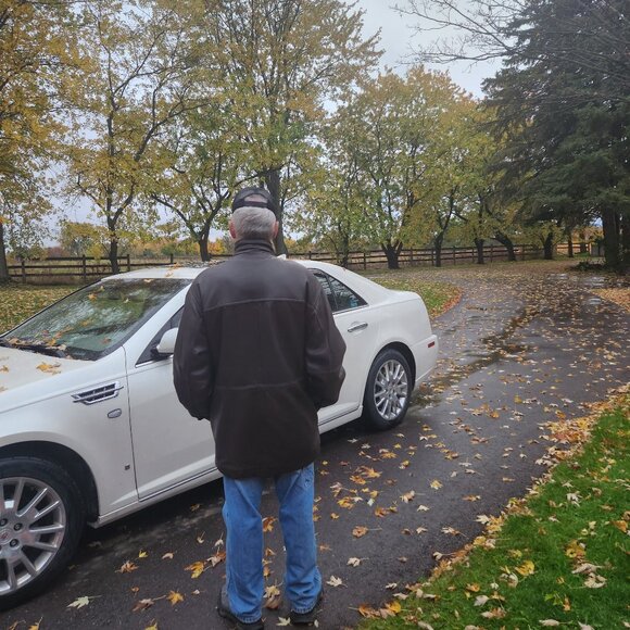 Danier soft leather dress coat lots of pockets full zipper Thinsulate Lining - Picture 2 of 11